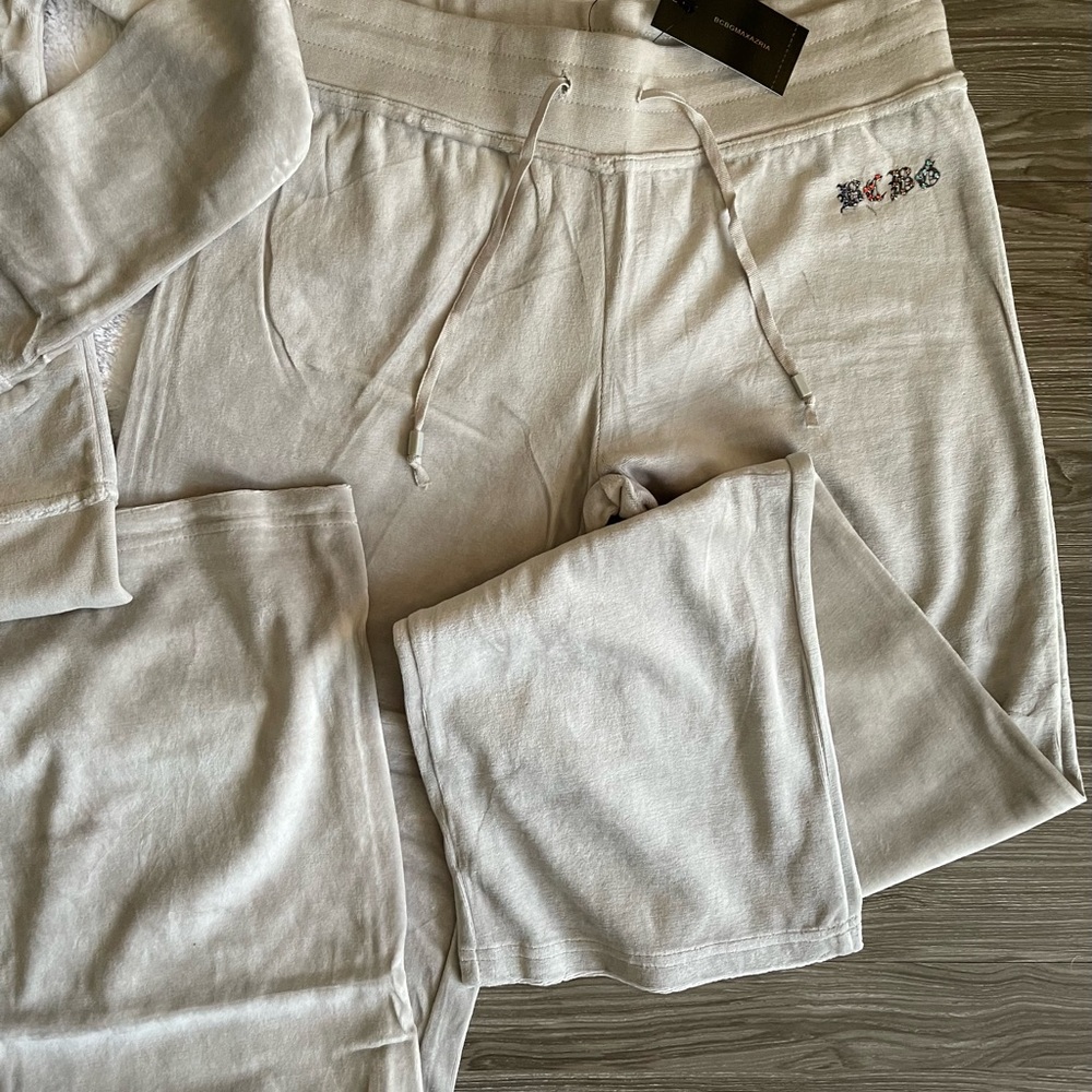 BCBGMaxazria Set - Picture 4 of 11